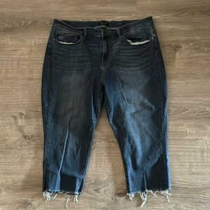 Judy blue skinny fit Capri 22w